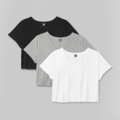 Women's Short Sleeve V-Neck 3pk Bundle T-Shirt - Wild Fable™ White 7 Women's Short Sleeve V-Neck 3pk Bundle T-Shirt - Wild Fable™ White -Wild Fable GUEST 6961188c 582e 4411 a367 956609d152a5