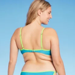 Women's Colorblock Underwire Bikini Top - Wild Fable™ -Wild Fable GUEST cb47ba18 352f 4ecc a416 1b44f72033d9