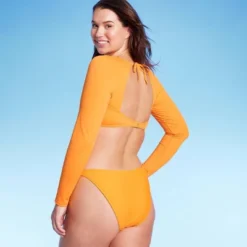 Women's Cropped Open Back Rashguard - Wild Fable™ 9 Women's Cropped Open Back Rashguard - Wild Fable™ -Wild Fable GUEST fcd2c72e ff09 4c11 bfd7 d6e5ba93c64f